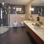 Tree Of Life Hotel Lázně Bělohrad