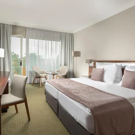 Tree Of Life Hotel 4*