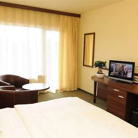 Tree Of Life Hotel 4*