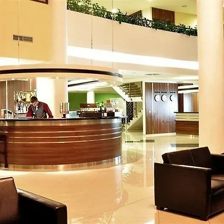 Hotel Tree Of Life